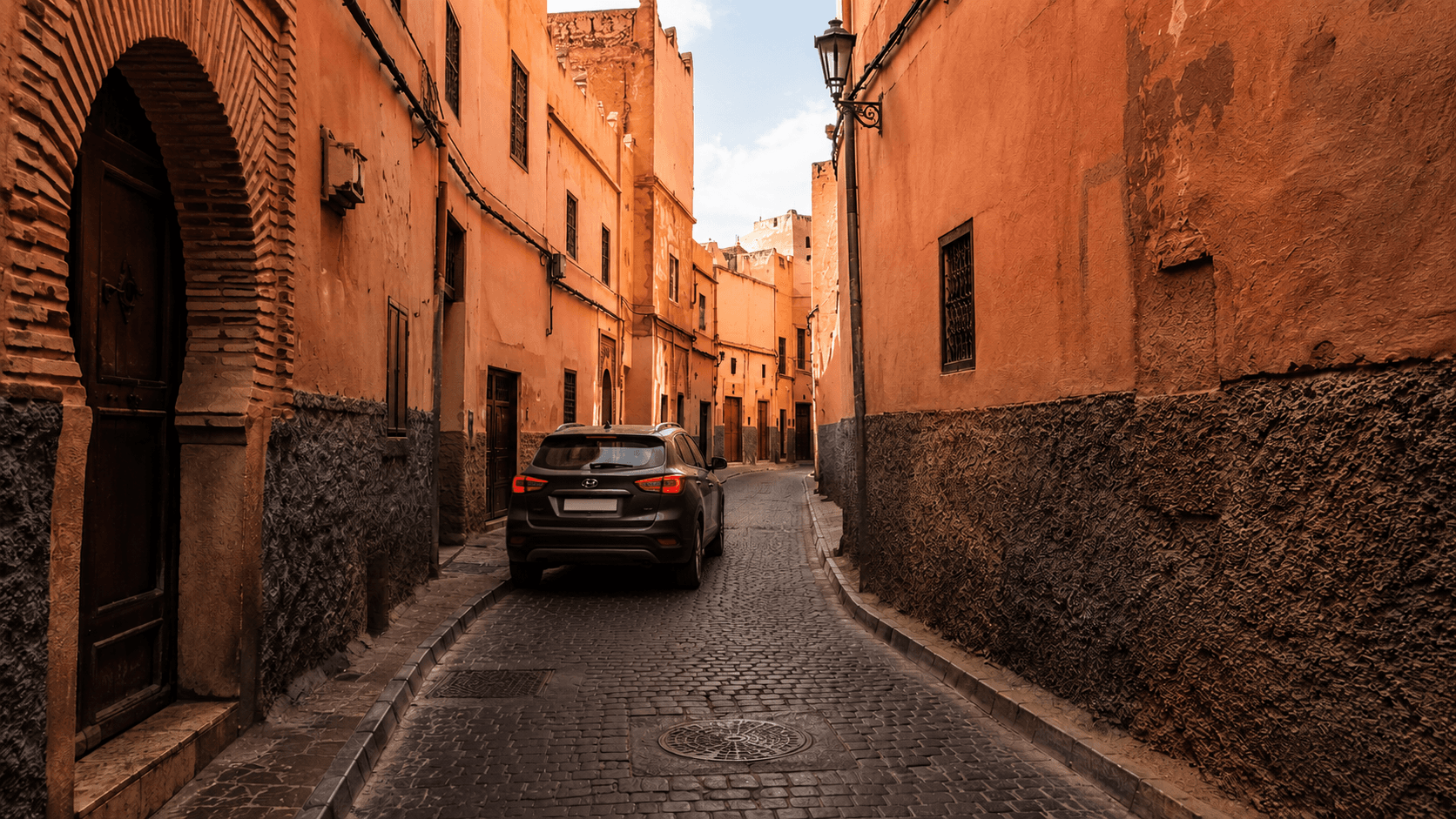 Driving and Parking in Marrakech Medina: What You Must Know